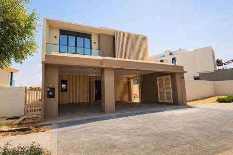 4 bedrooms Villa in Jebel Ali, UAE No. 167273