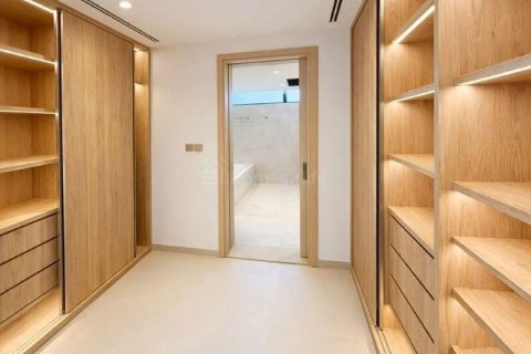 4 bedrooms Villa in Jebel Ali, UAE No. 167273 6