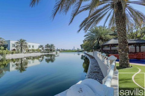 Вилла с 7 спальнями в Emirates Hills, ОАЭ №213989