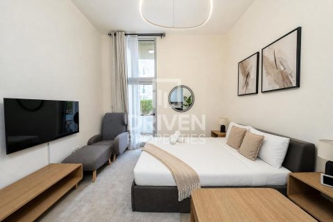 Studio Apartment in Azizi Star, UAE No. 211743 6