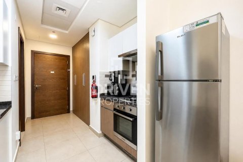 Studio Apartment in Azizi Star, UAE No. 211743 10