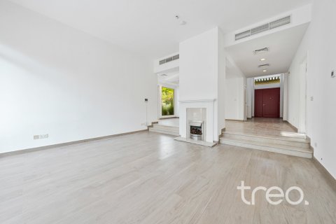 3 bedrooms Villa in Arabian Ranches, UAE No. 220773 7