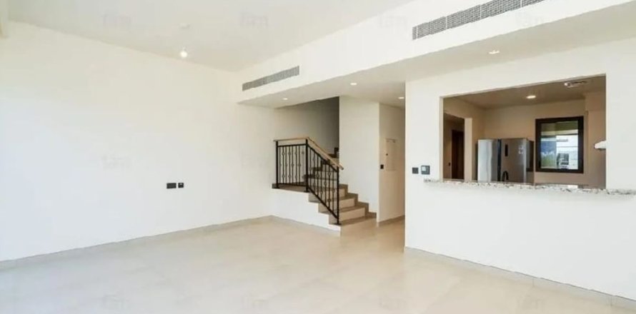 Townhouse de 4 dormitorios en Dubai, UAE No. 203447
