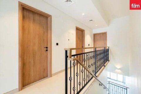 Townhouse de 4 dormitorios en Dubai, UAE No. 203447 8
