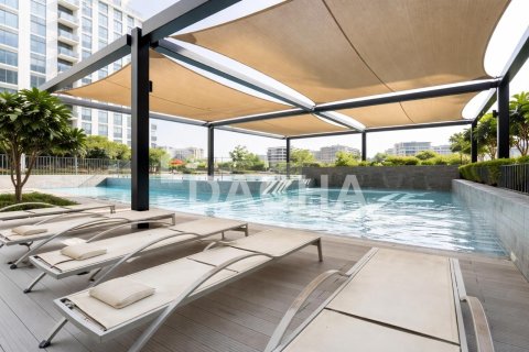 Квартира с 2 спальнями в Executive Residences, ОАЭ №163504 5