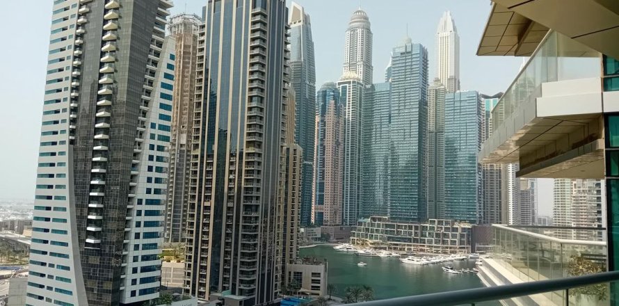 Apartment de 3 dormitorios en Dubai Marina, UAE No. 215804