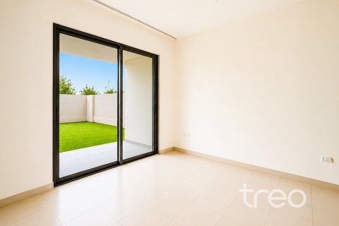 Villa de 3 chambres à EMAAR South, UAE No. 220966 6