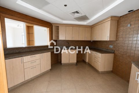 Apartment de 3 dormitorios en Shoreline Apartments, UAE No. 207812 4