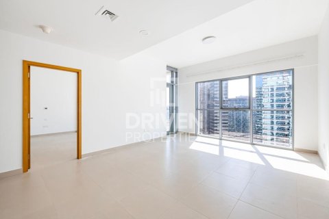 1 bedroom Apartment in Bellevue Towers, UAE No. 212905 4