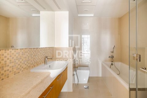 1 bedroom Apartment in Bellevue Towers, UAE No. 212905 10