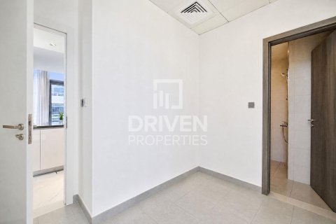 Appartement de 3 chambres à District One, UAE No. 221439 15