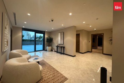 Appartement de 2 chambres à Dubai, UAE No. 222110 4