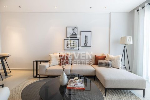 Apartment de 2 dormitorios en Umm Al Sheif, UAE No. 193670