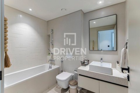 1 bedroom Apartment in EMAAR Beachfront, UAE No. 212482 8