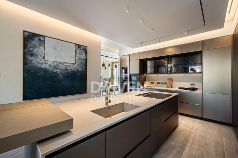 Villa de 4 dormitorios en Jumeirah Islands, UAE No. 202751 10
