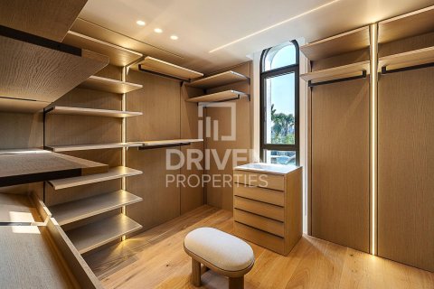 Villa de 4 dormitorios en Jumeirah Islands, UAE No. 202751 24
