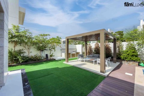 Villa de 4 chambres à Dubai, UAE No. 221863 28
