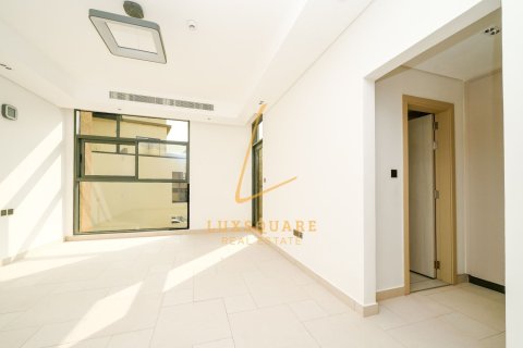 5 bedrooms Villa in Dubai Investment Park, UAE No. 219342 19
