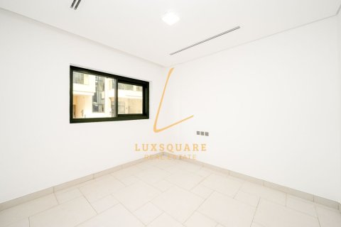 5 bedrooms Villa in Dubai Investment Park, UAE No. 219342 8