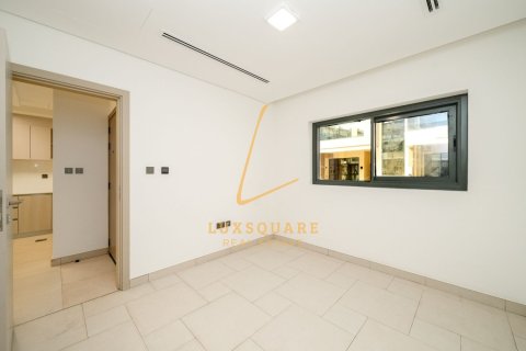 5 bedrooms Villa in Dubai Investment Park, UAE No. 219342 9