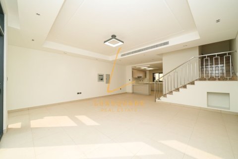5 bedrooms Villa in Dubai Investment Park, UAE No. 219342 7