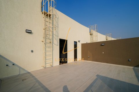 5 bedrooms Villa in Dubai Investment Park, UAE No. 219342 29