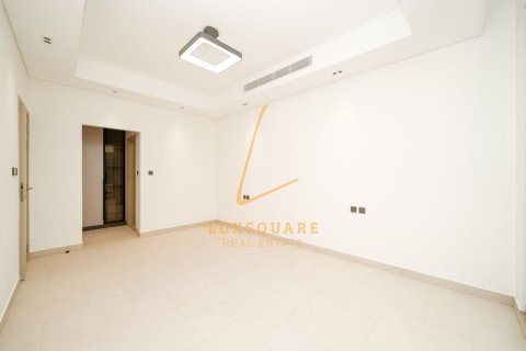 5 bedrooms Villa in Dubai Investment Park, UAE No. 219342 16