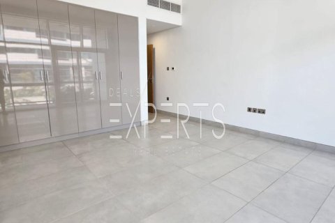 Apartment de 2 dormitorios en Al Raha Beach, UAE No. 225094 12