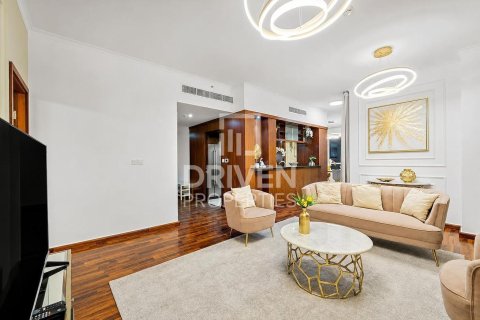 Apartment de 3 dormitorios en The Residences, UAE No. 217514 9