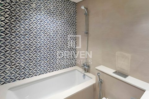3 bedrooms Apartment in Mina Rashid, UAE No. 212669 10