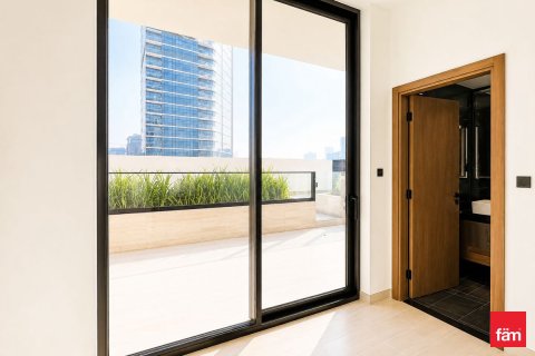 2 bedrooms Apartment in Dubai, UAE No. 162758 16