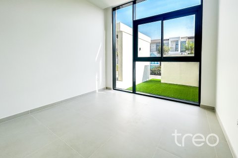 4 bedrooms Villa in EMAAR South, UAE No. 224997 5