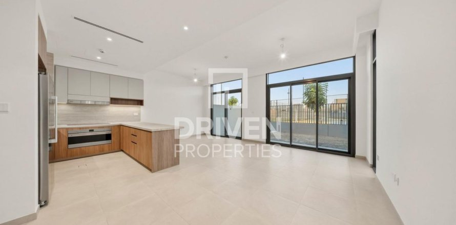 4 bedrooms Townhouse in Mudon, UAE No. 212693