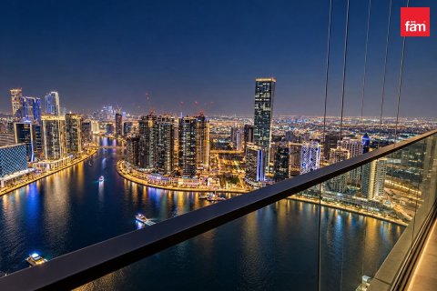 Apartment de 2 dormitorios en Business Bay, UAE No. 217026 3