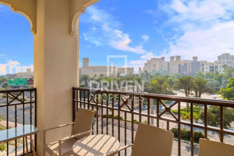 2 bedrooms Apartment in Umm Suqeim 3, UAE No. 212398 3