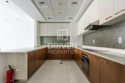 Квартира с 2 спальнями в Умм-аль-Шеиф, ОАЭ №202549 9