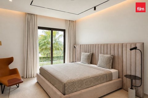 Villa de 4 dormitorios en Jumeirah Islands, UAE No. 205530 19