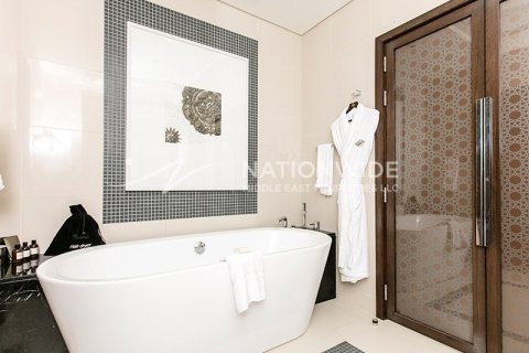 2 bedrooms Apartment in Abu Dhabi, UAE No. 99186 9