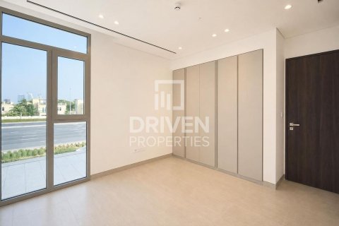 5 غرفة نوم فيلا في Jumeirah Park, الإمارات العربية المتحدة رقم 215165 12