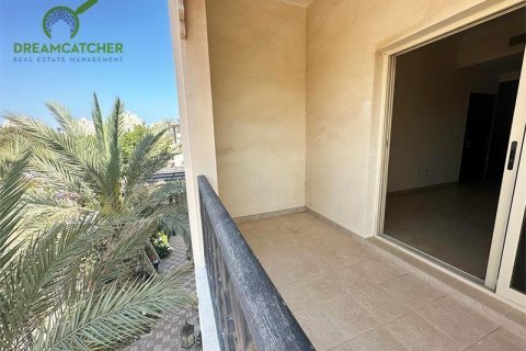 Вилла с 5 спальнями в Al Hamra Village, ОАЭ №20141 16
