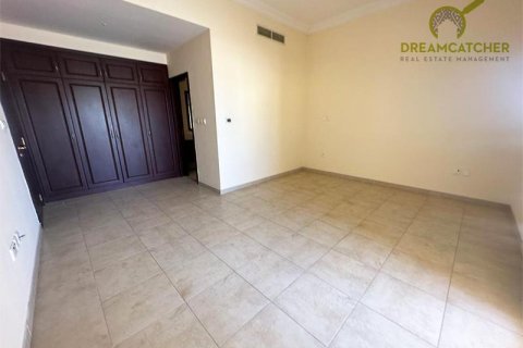 Вилла с 5 спальнями в Al Hamra Village, ОАЭ №20141 22