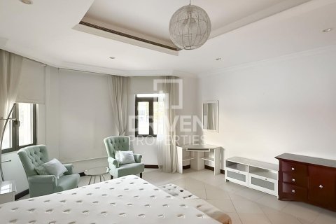 Вилла с 5 спальнями в Garden Homes, ОАЭ №223289 16