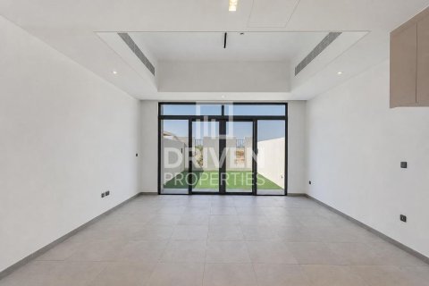 2 bedrooms Townhouse in Mohammed Bin Rashid City, UAE No. 212404 4