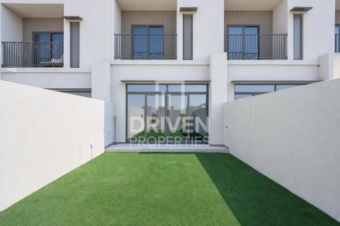 2 bedrooms Townhouse in Mohammed Bin Rashid City, UAE No. 212404 2