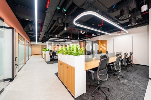 Office de 253.06777200m² en Sheikh Zayed Road, UAE No. 216700 10