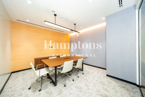 Office de 253.06777200m² en Sheikh Zayed Road, UAE No. 216700 11
