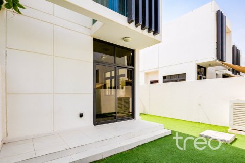 3 bedrooms Townhouse in Dubai, UAE No. 220740 15