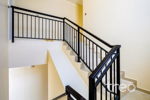 3 bedrooms Townhouse in Dubai, UAE No. 220740 6