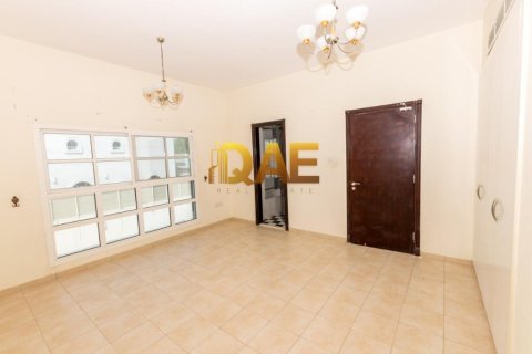 6 bedrooms Villa in Al Twar, UAE No. 3749 6