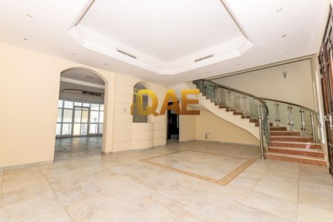 6 bedrooms Villa in Al Twar, UAE No. 3749 14
